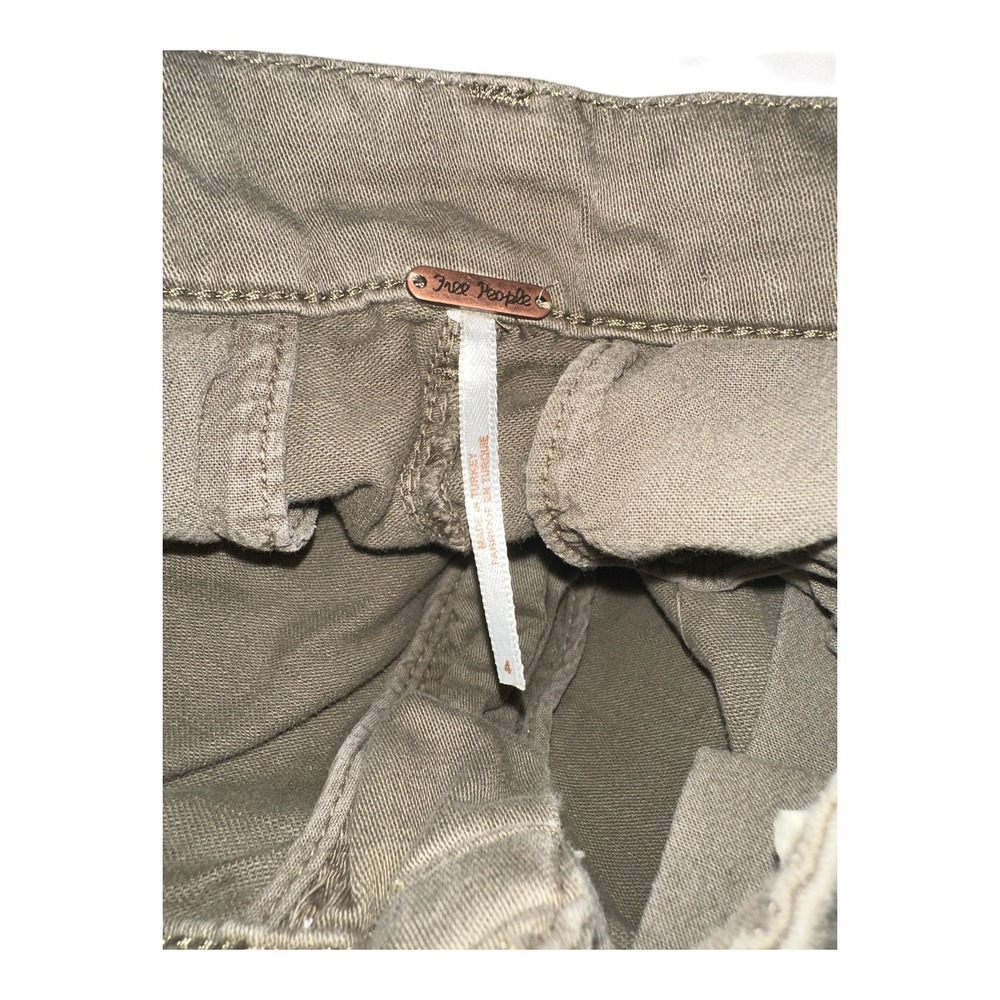 Free People Billie Green Chino Shorts, Size 4 - Picture 6 of 10